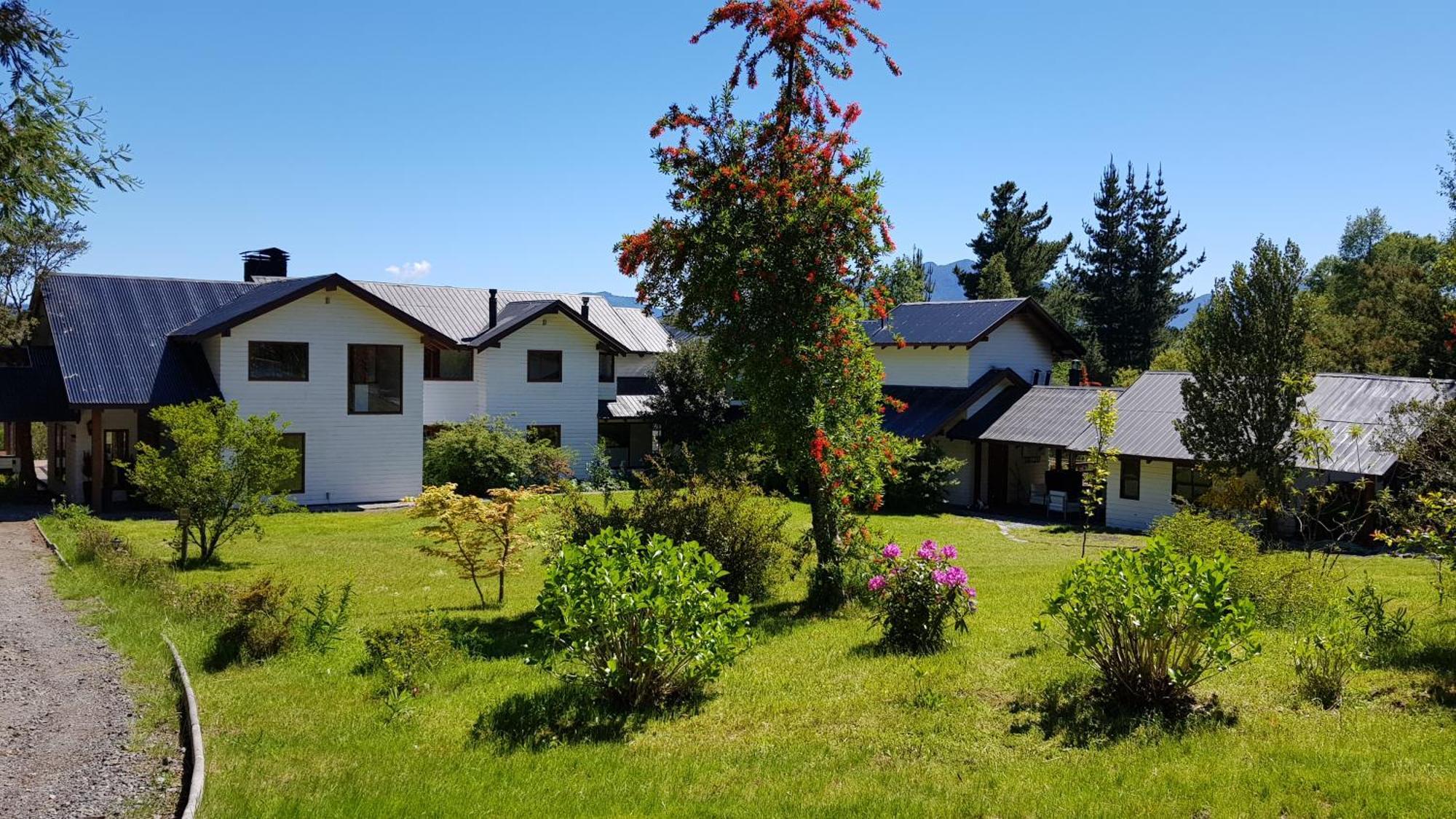 Bambu Lodge Pucon Exterior photo